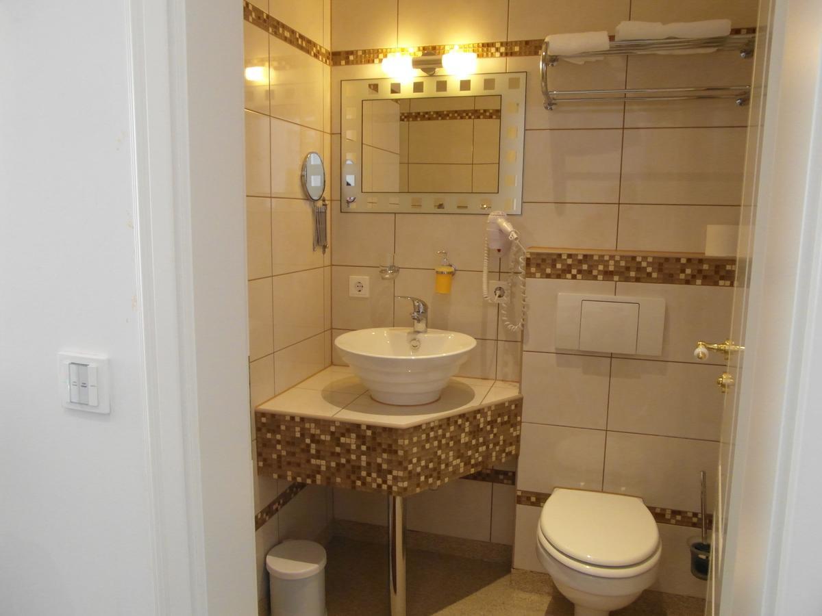 Hotel Am Donaubogen Sarching Ngoại thất bức ảnh