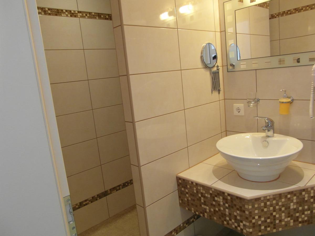 Hotel Am Donaubogen Sarching Ngoại thất bức ảnh