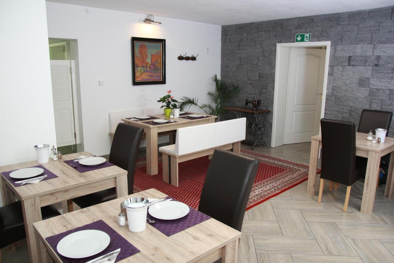 Hotel Am Donaubogen Sarching Ngoại thất bức ảnh